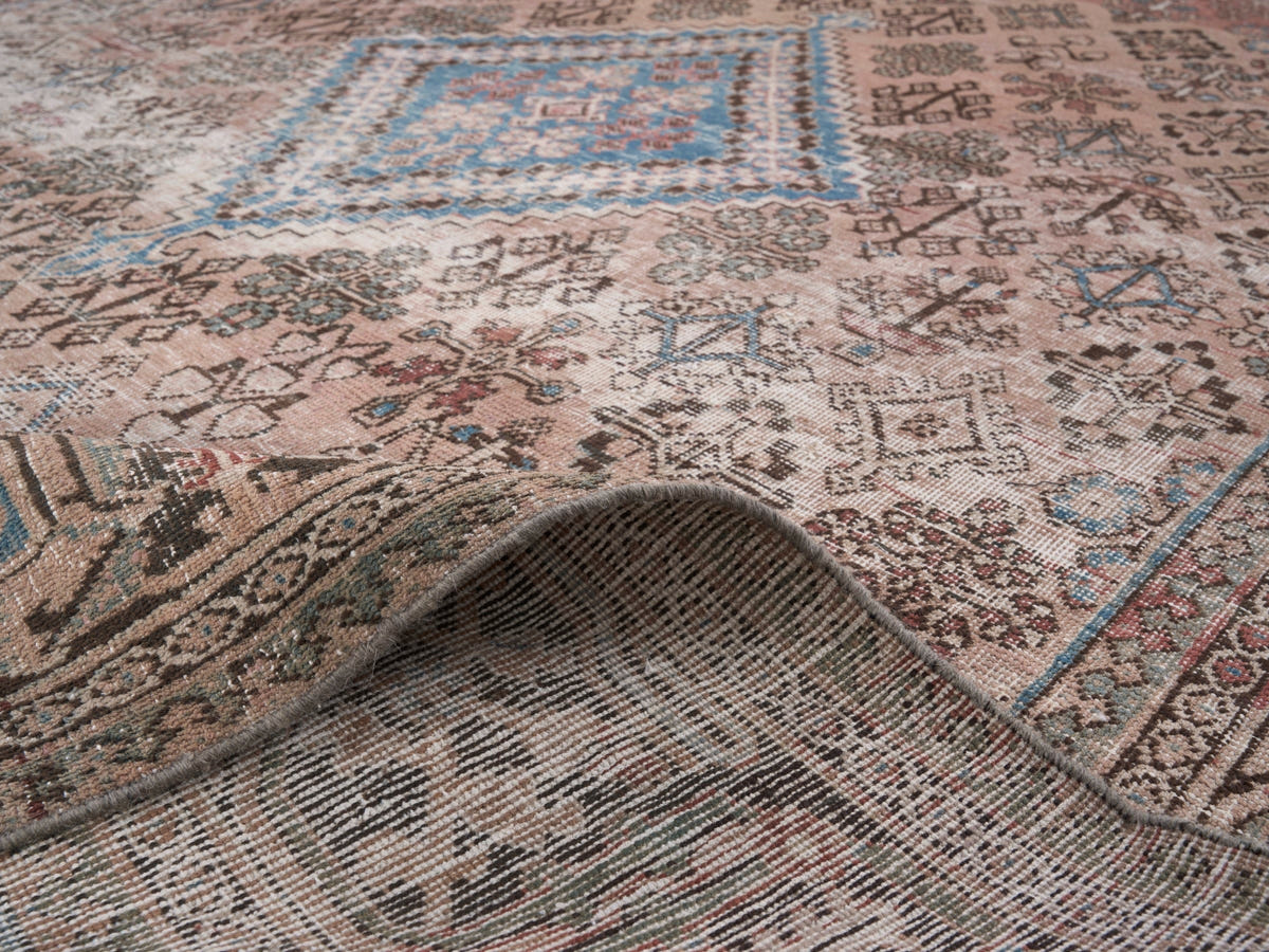 8988, Persian Joshaghan Area Rug