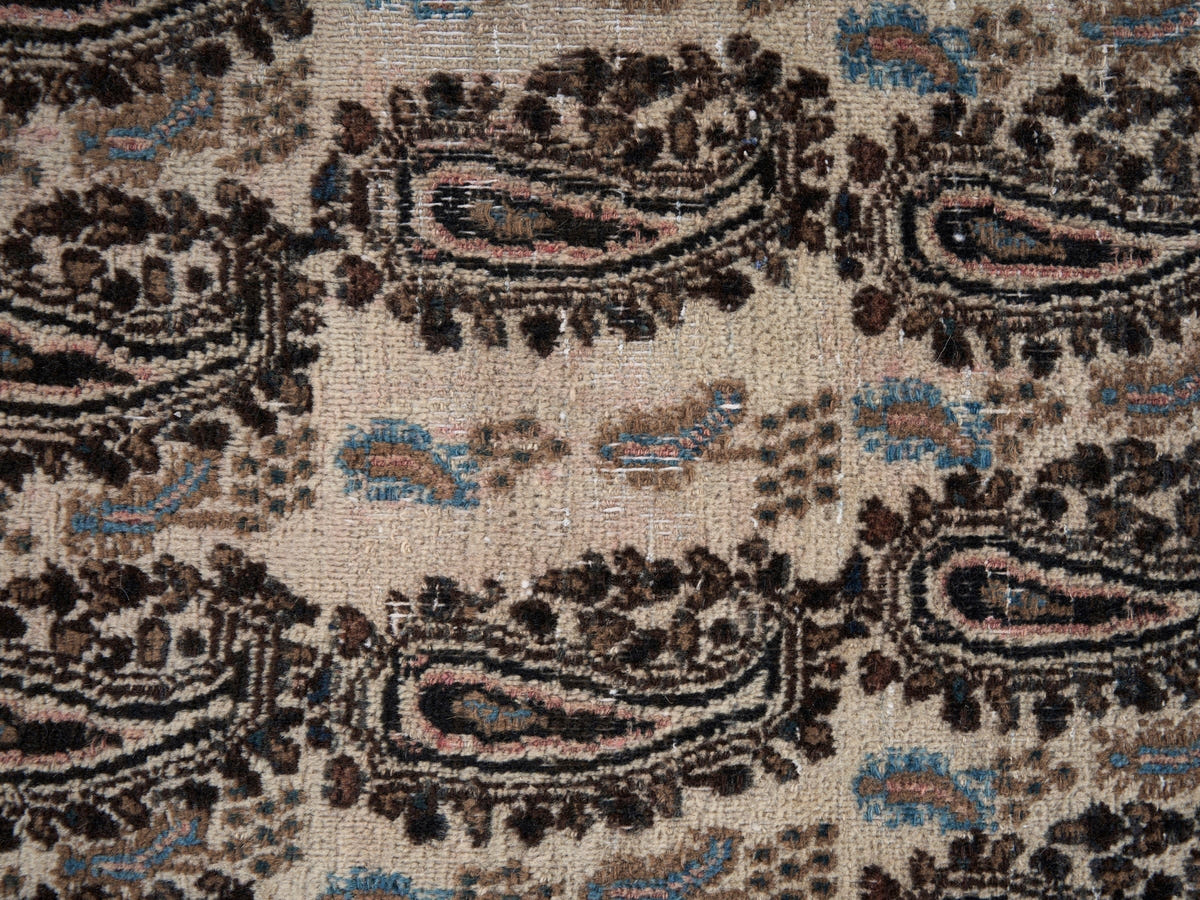 9017, Persian Birjand Oversized Rug