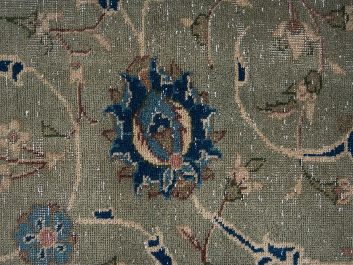 9031, Persian Kashan Oversized Rug