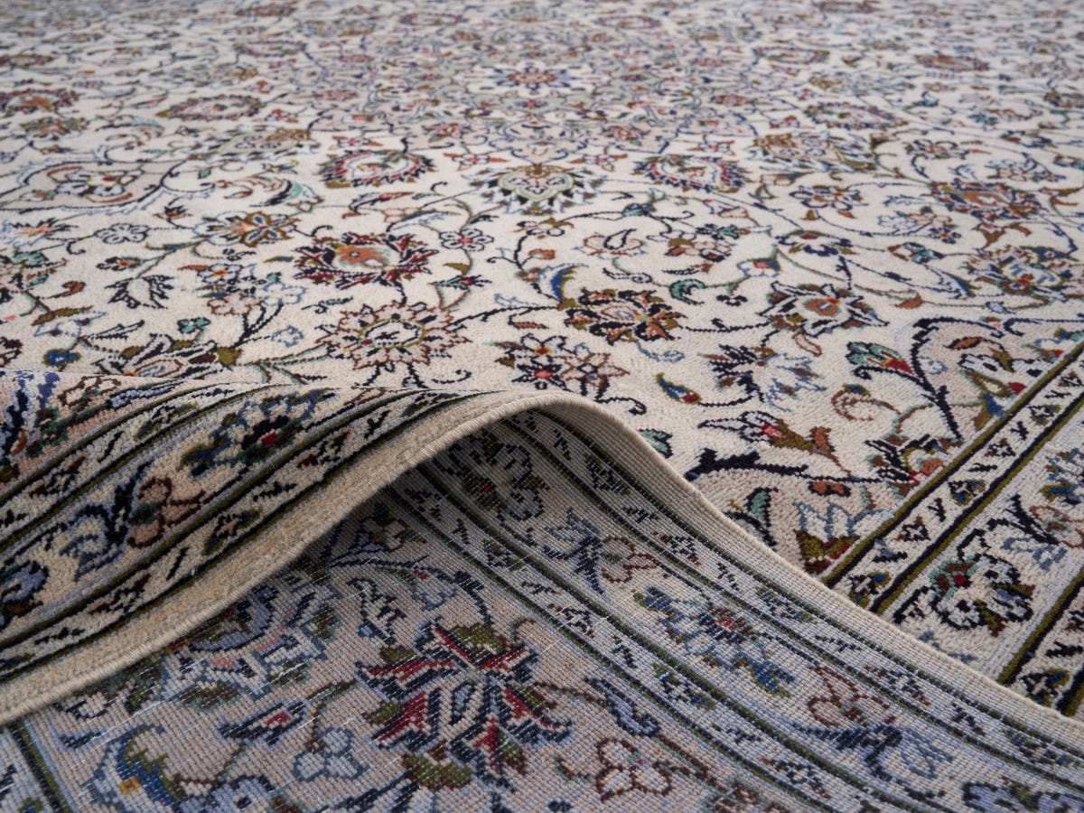 9006, Persian Kashan Oversized Rug