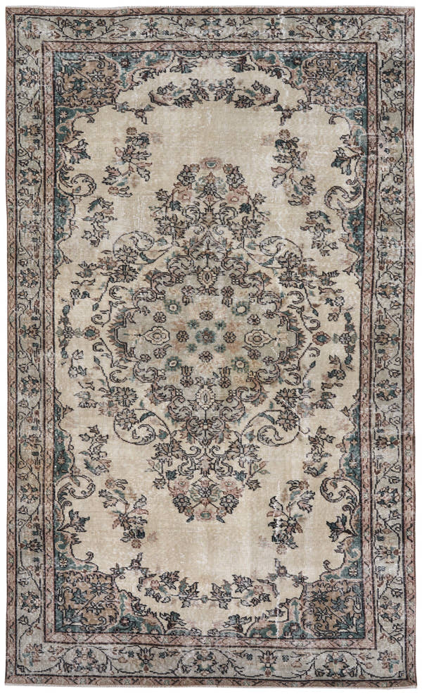 8106, Turkish Isparta Area Rug