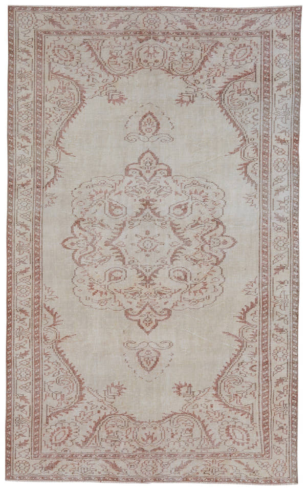 8120, Turkish Manisa Area Rug