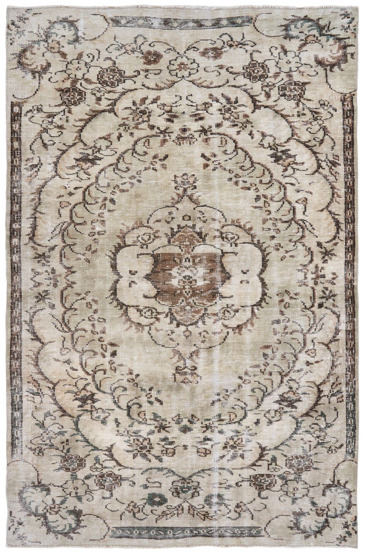 8149, Turkish Manisa Area Rug