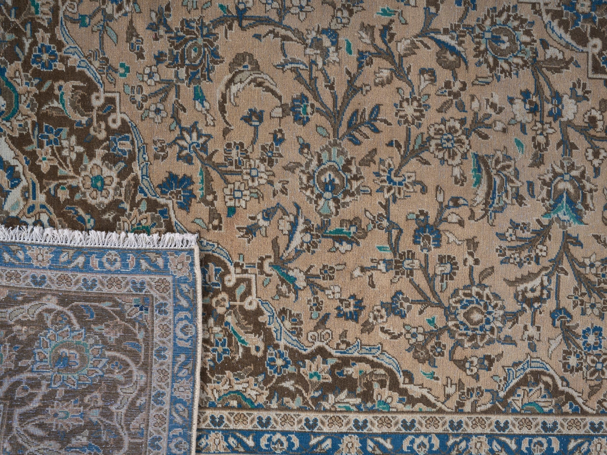 8989, Persian Kashan Oversized Rug