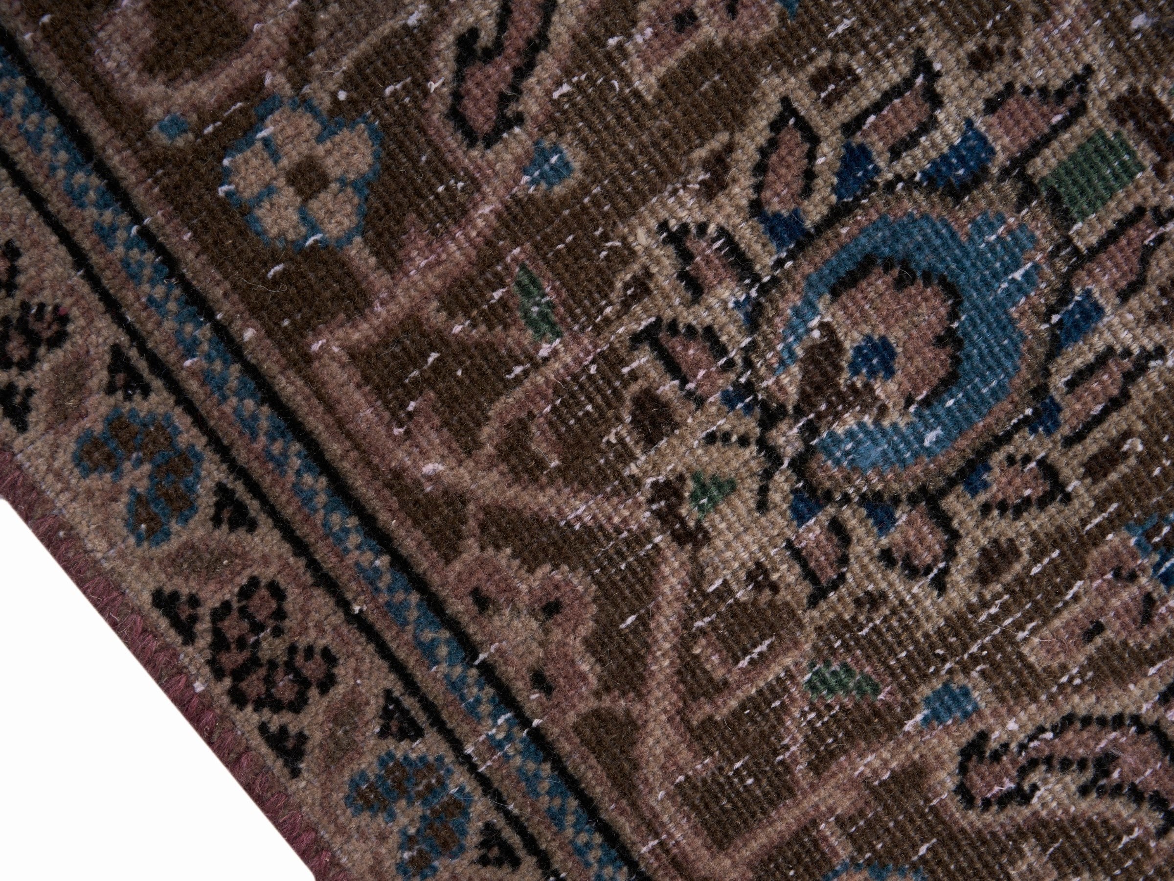 Persian Kashan oversized rug in dusty rose and antique gold, view 6 of 15