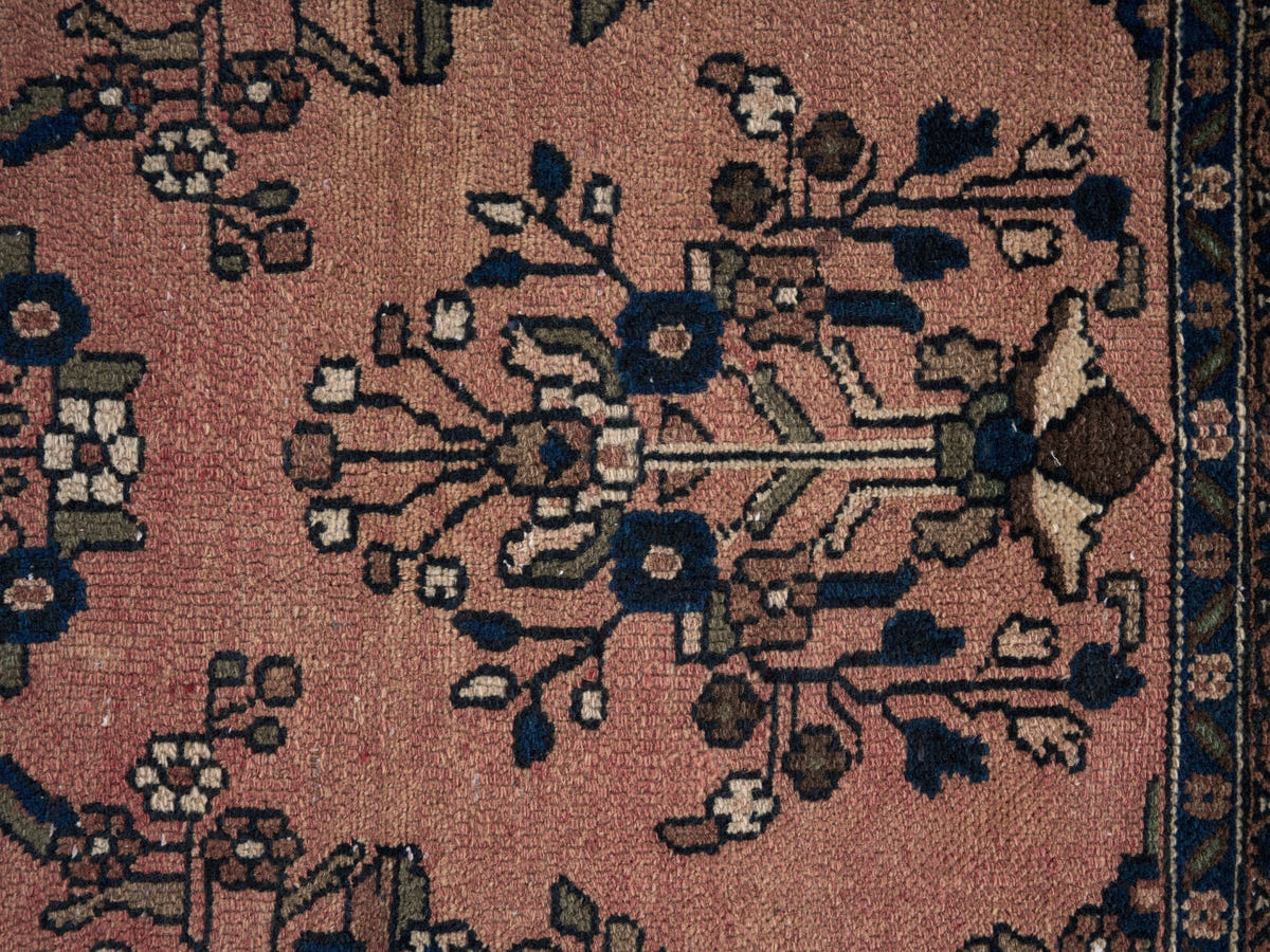 9030, Persian Hamadan Oversized Rug
