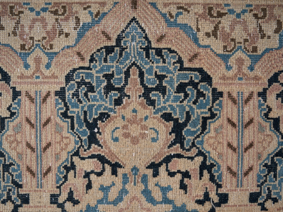 9035, Persian Kerman Oversized Rug