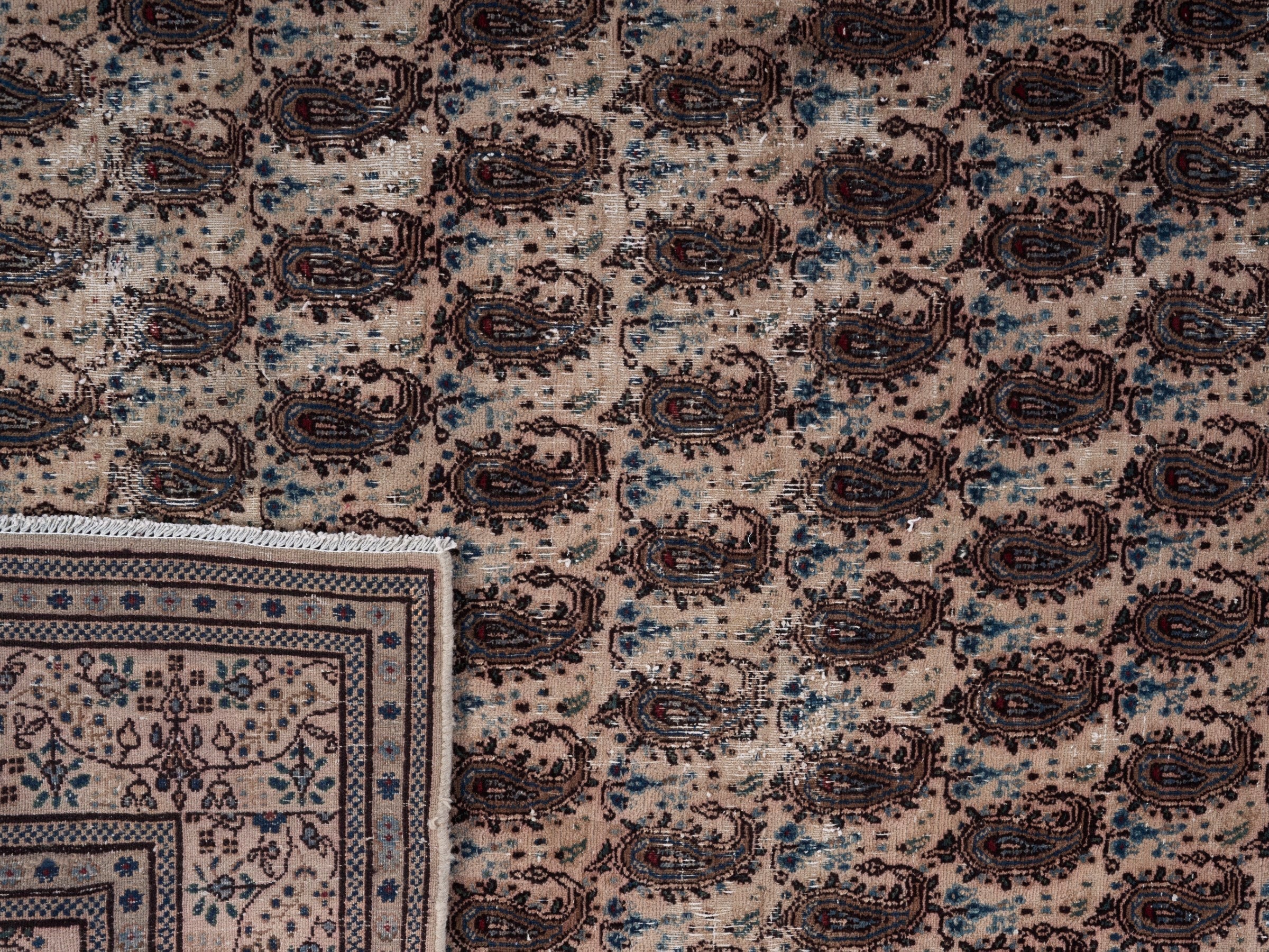 Persian Birjand oversized rug in cream and brown, view 15 of 15