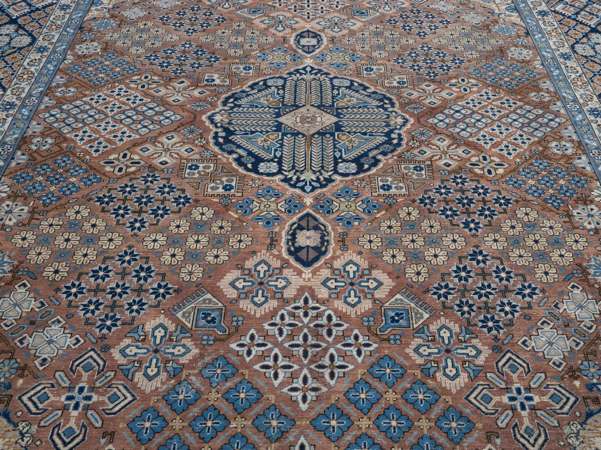 9002, Persian Kashan Oversized Rug