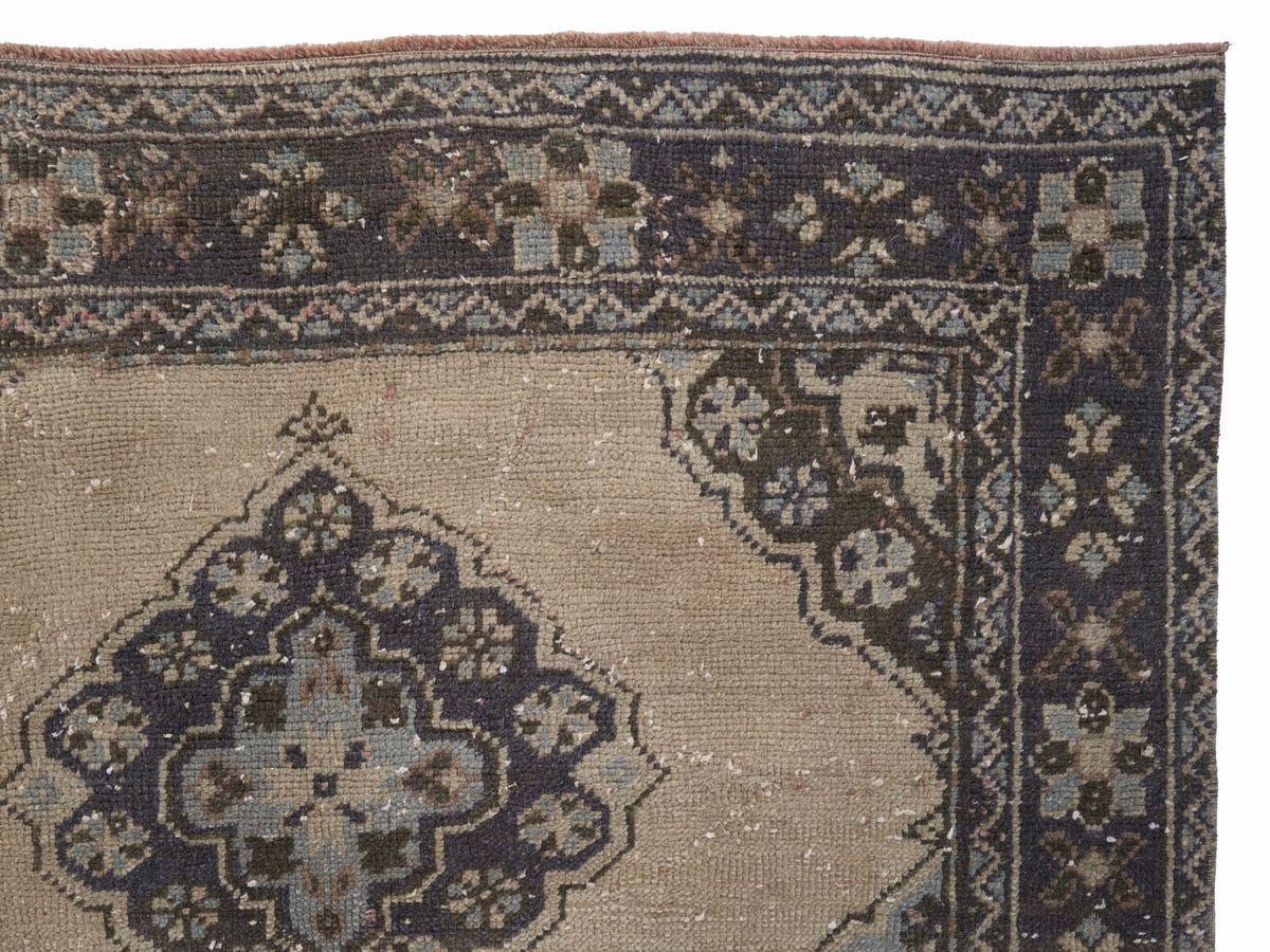 8017, Turkish Anatolian Runner Rug