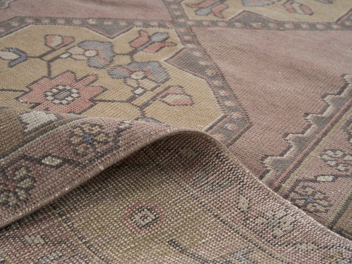 8892, Turkish Anatolian Area Rug