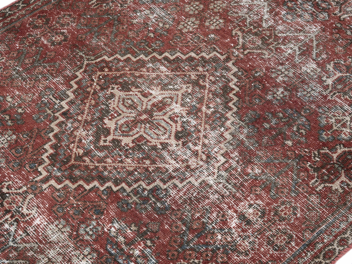8945, Persian Joshaghan Area Rug