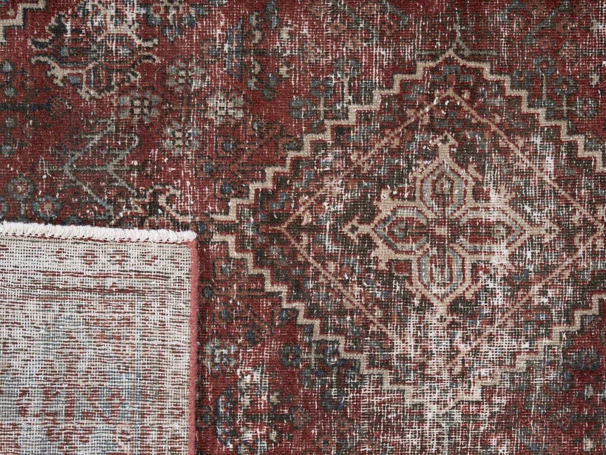 8945, Persian Joshaghan Area Rug
