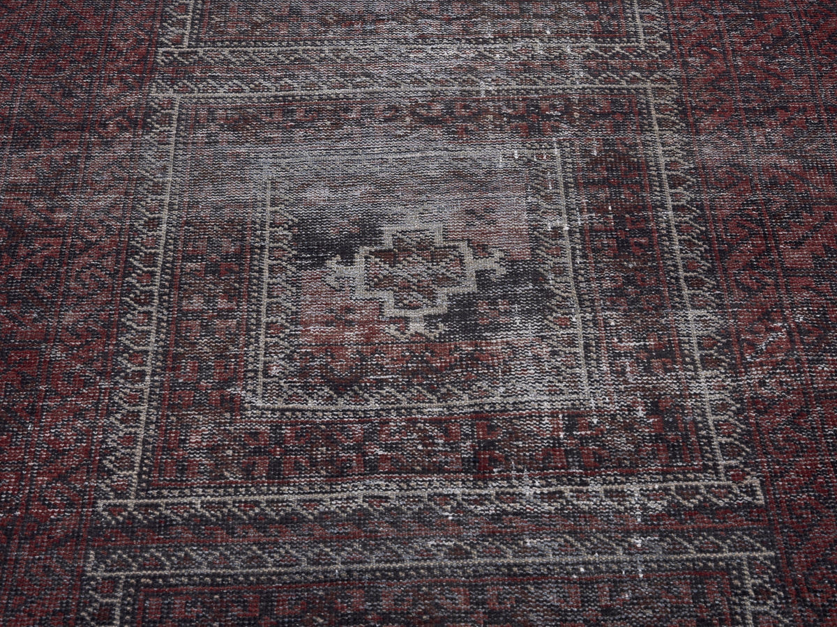 8906, Persian Baluch Area Rug