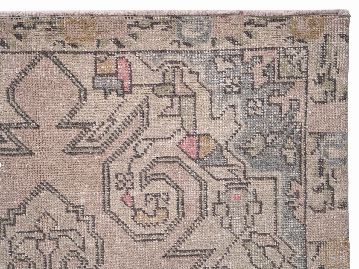 8887, Turkish Anatolian Area Rug