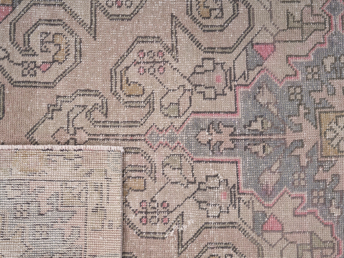 8887, Turkish Anatolian Area Rug