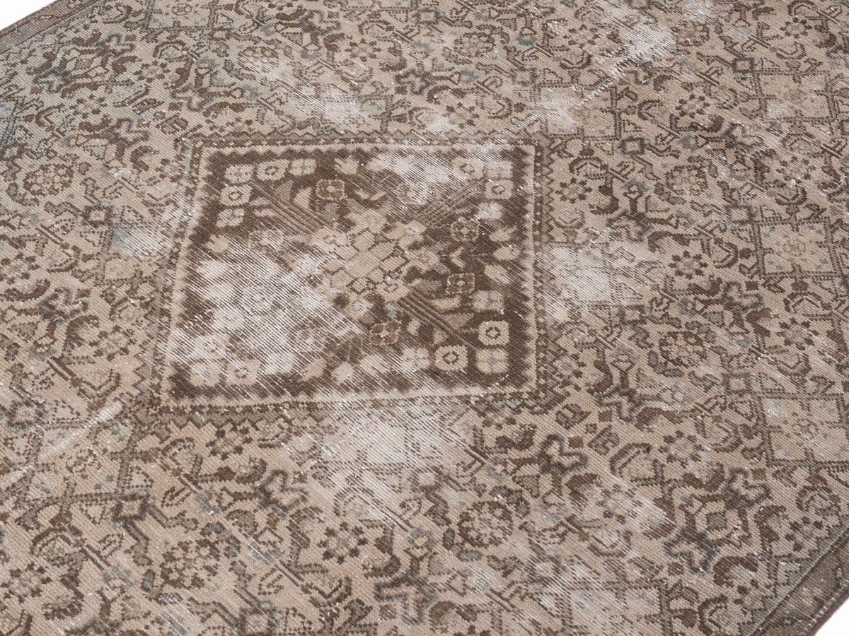 8949, Persian Hamadan Runner Rug