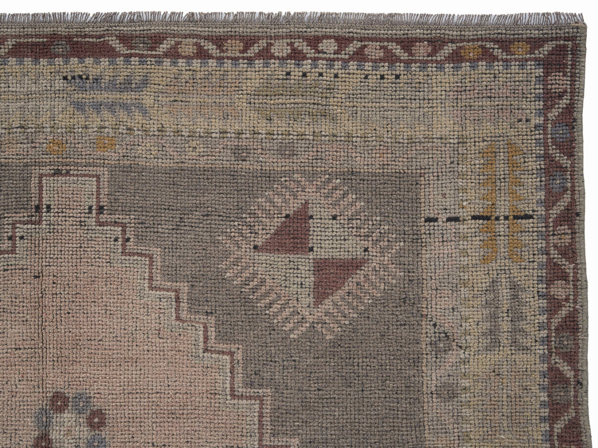 8895, Turkish Anatolian Area Rug