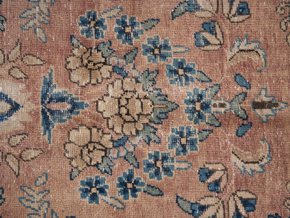 9047, Persian Kerman Oversized Rug