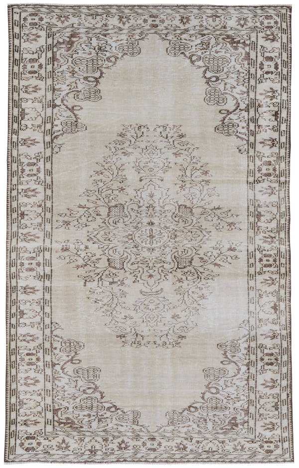 8185, Turkish Manisa Area Rug