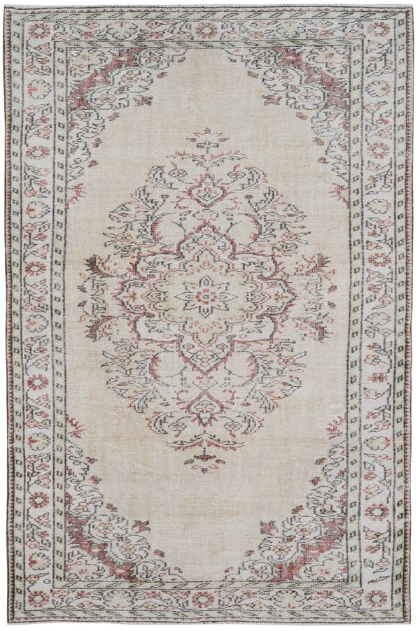 8186, Turkish Manisa Area Rug