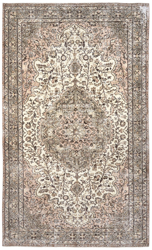 8232, Turkish Isparta Area Rug