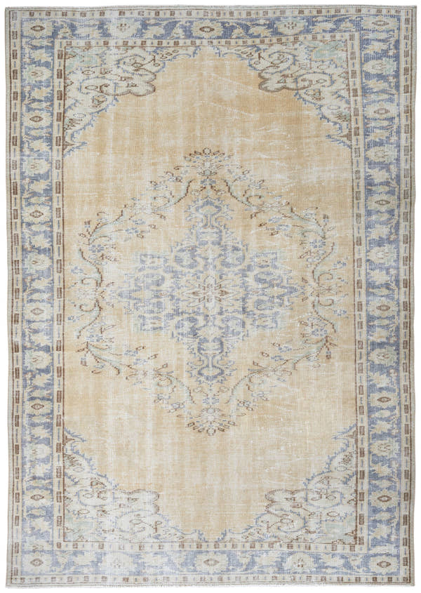 8257, Turkish Manisa Area Rug