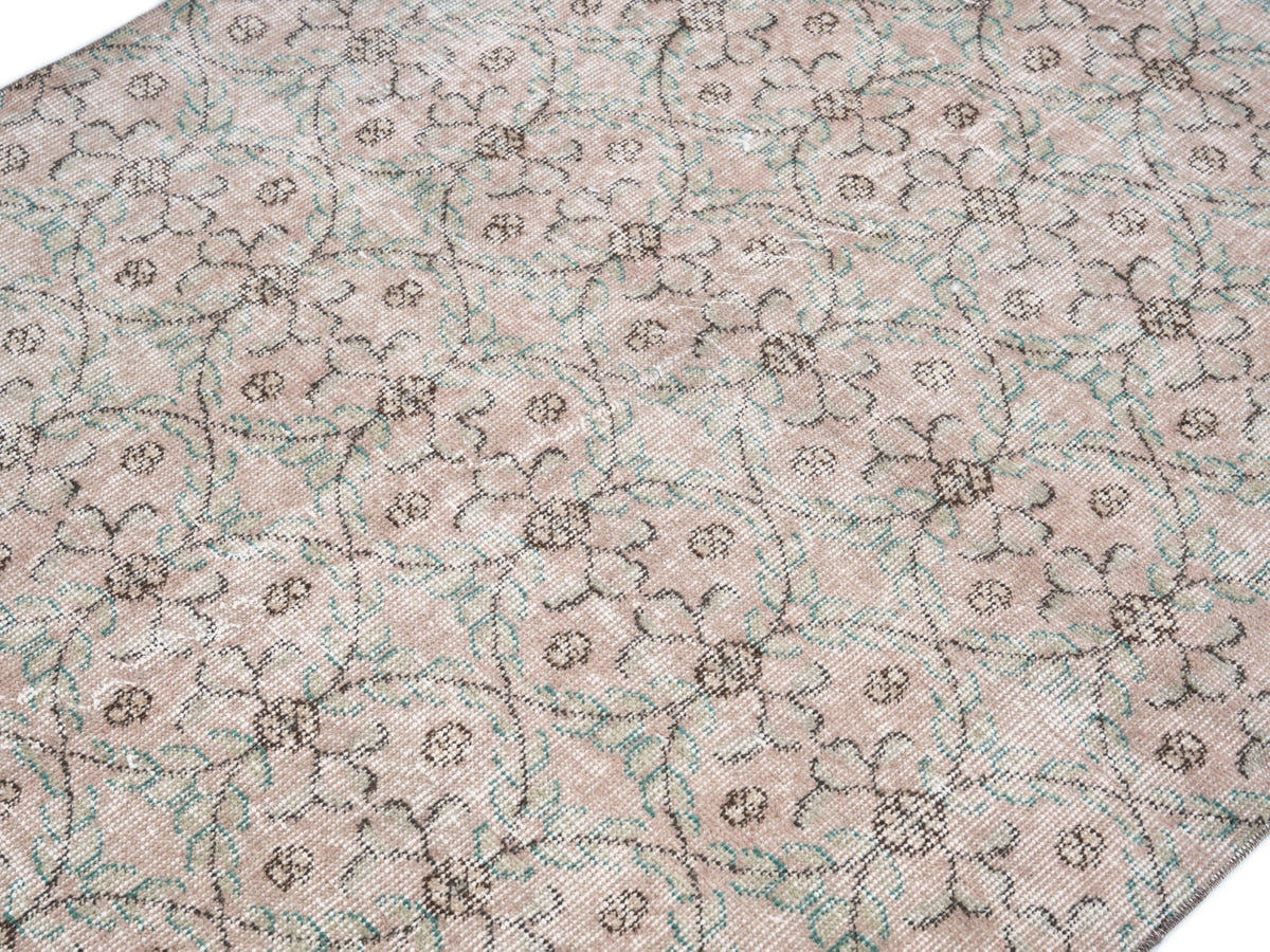 8477, Turkish Isparta Area Rug