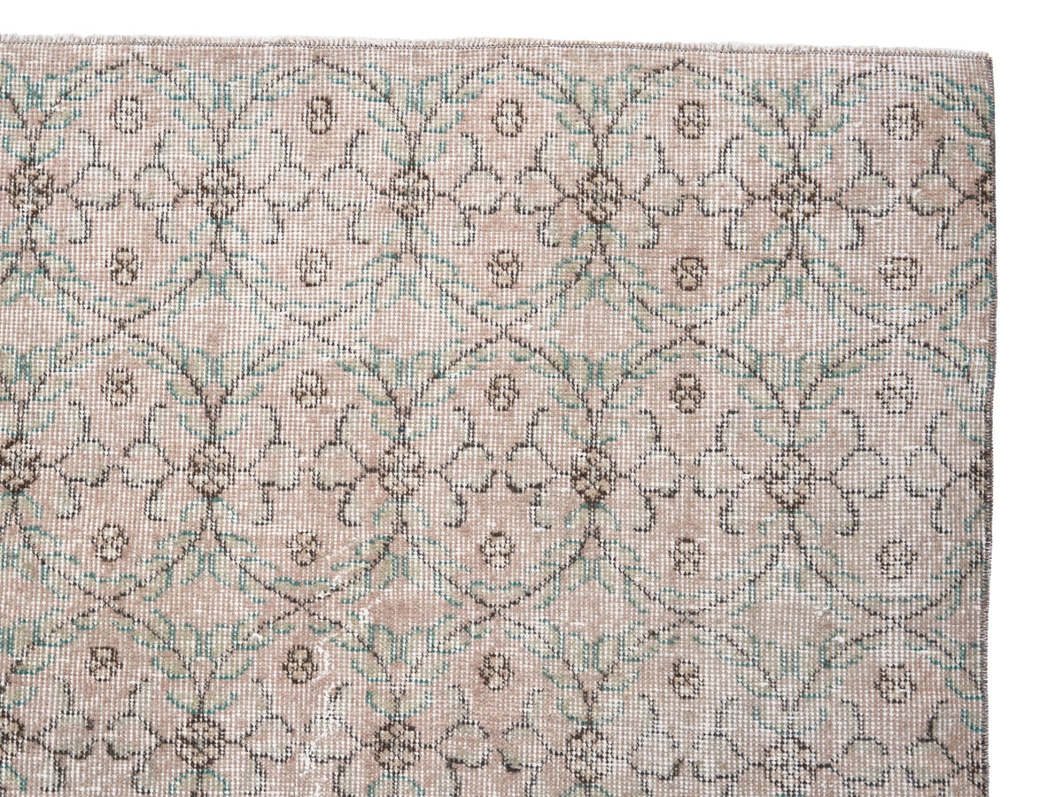 8477, Turkish Isparta Area Rug