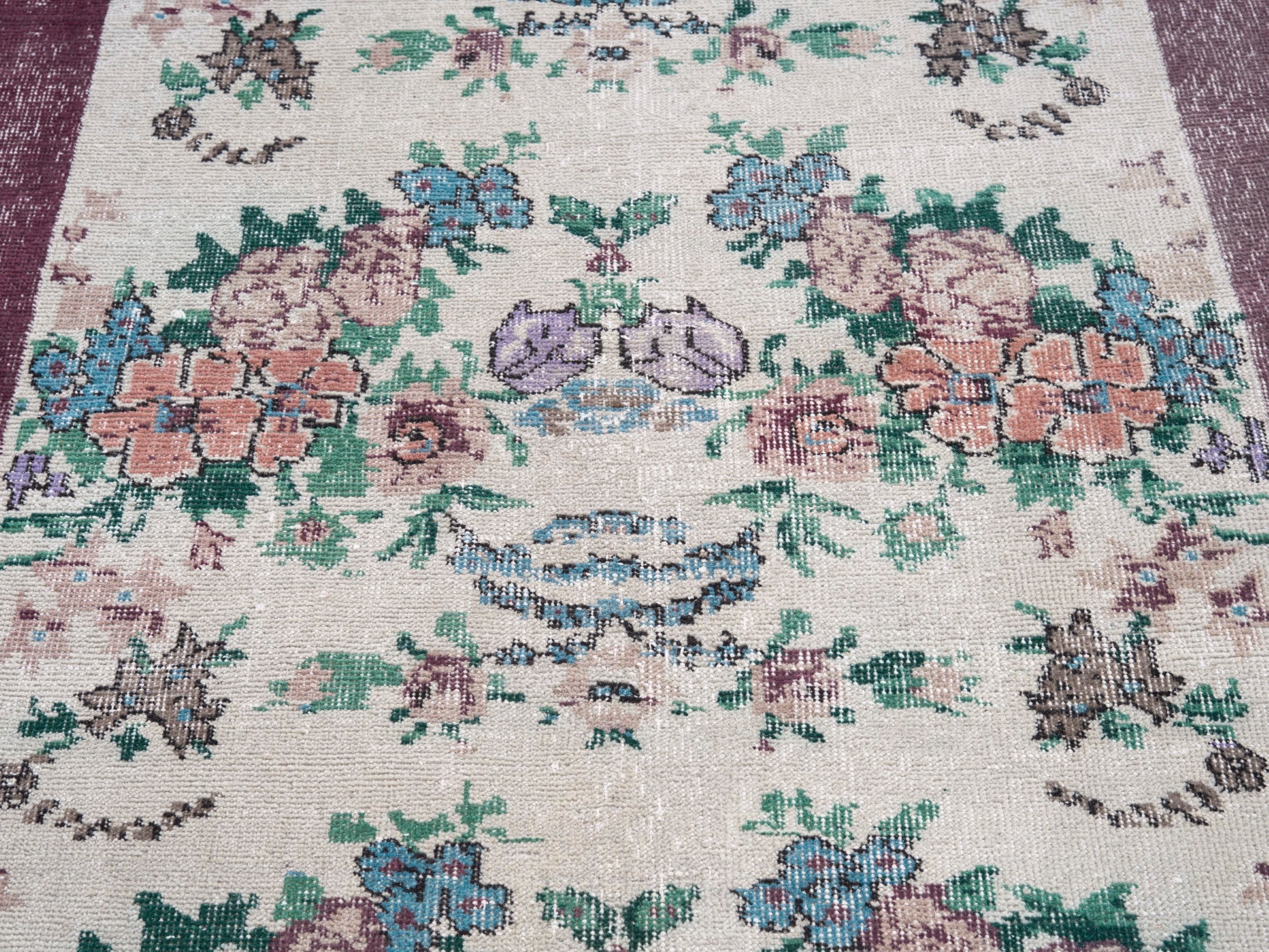 Turkish Isparta accent rug in cream and muted pink, view 4 of 10