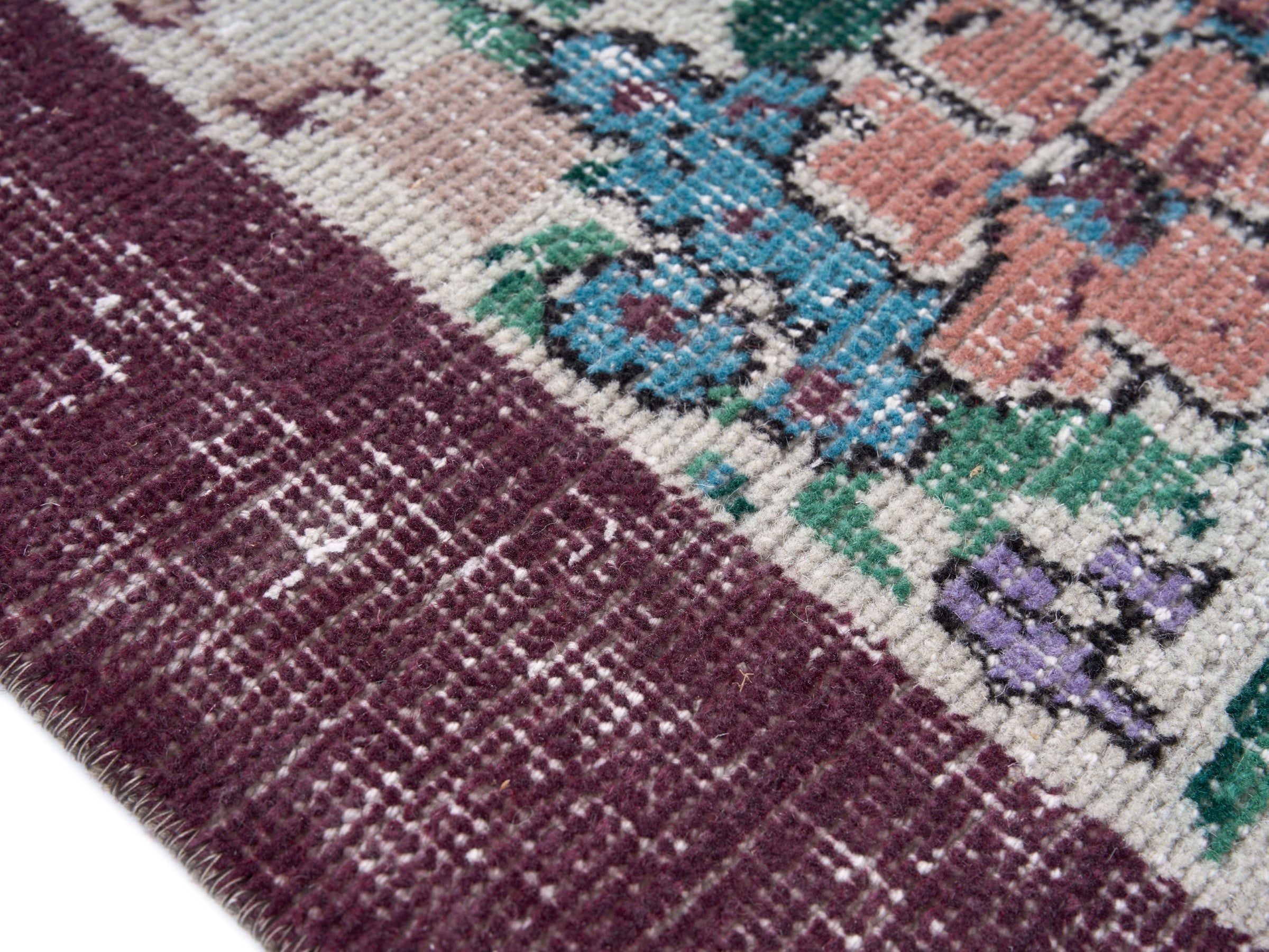 Turkish Isparta accent rug in cream and muted pink, view 6 of 10