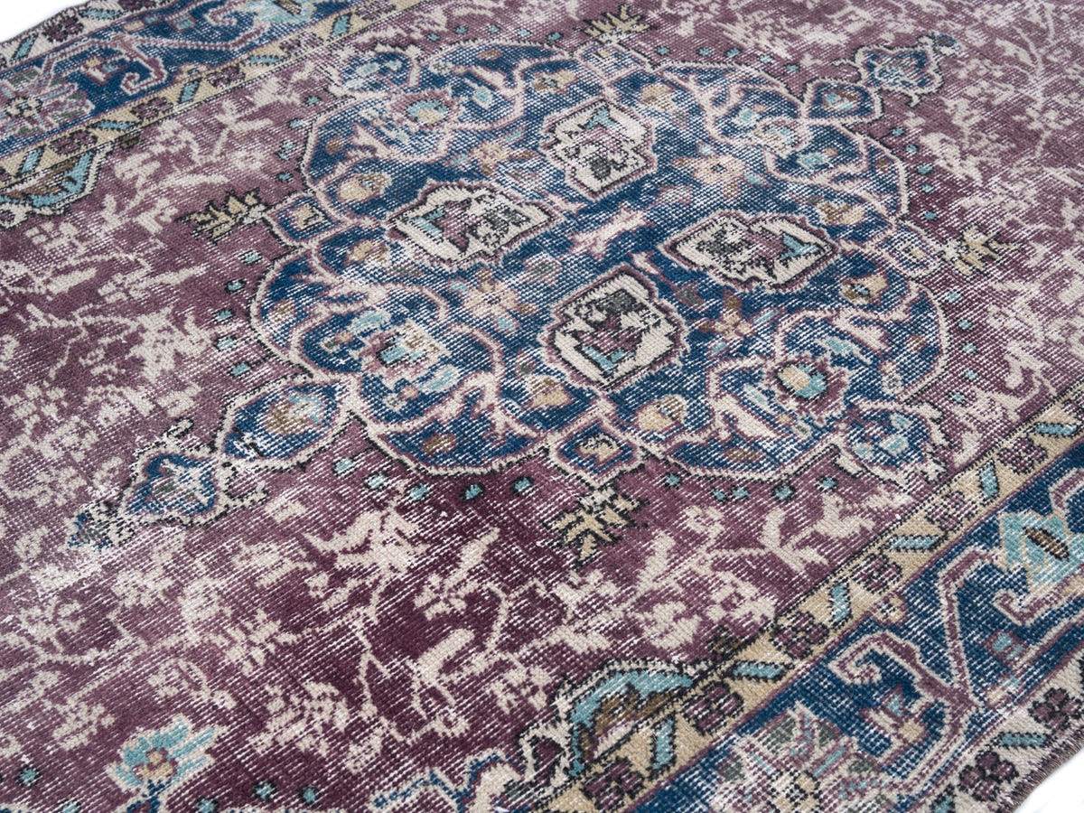 8404, Turkish Isparta Area Rug