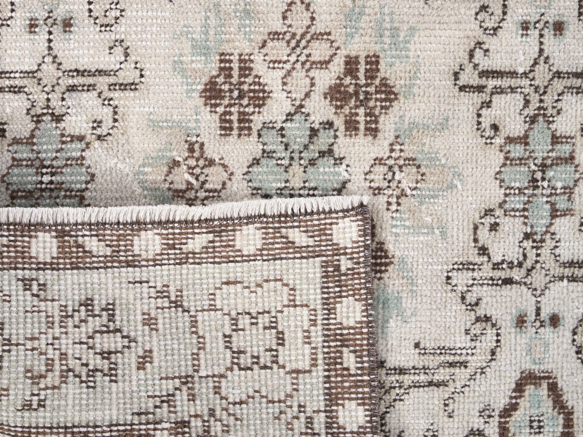 8401, Turkish Isparta Area Rug