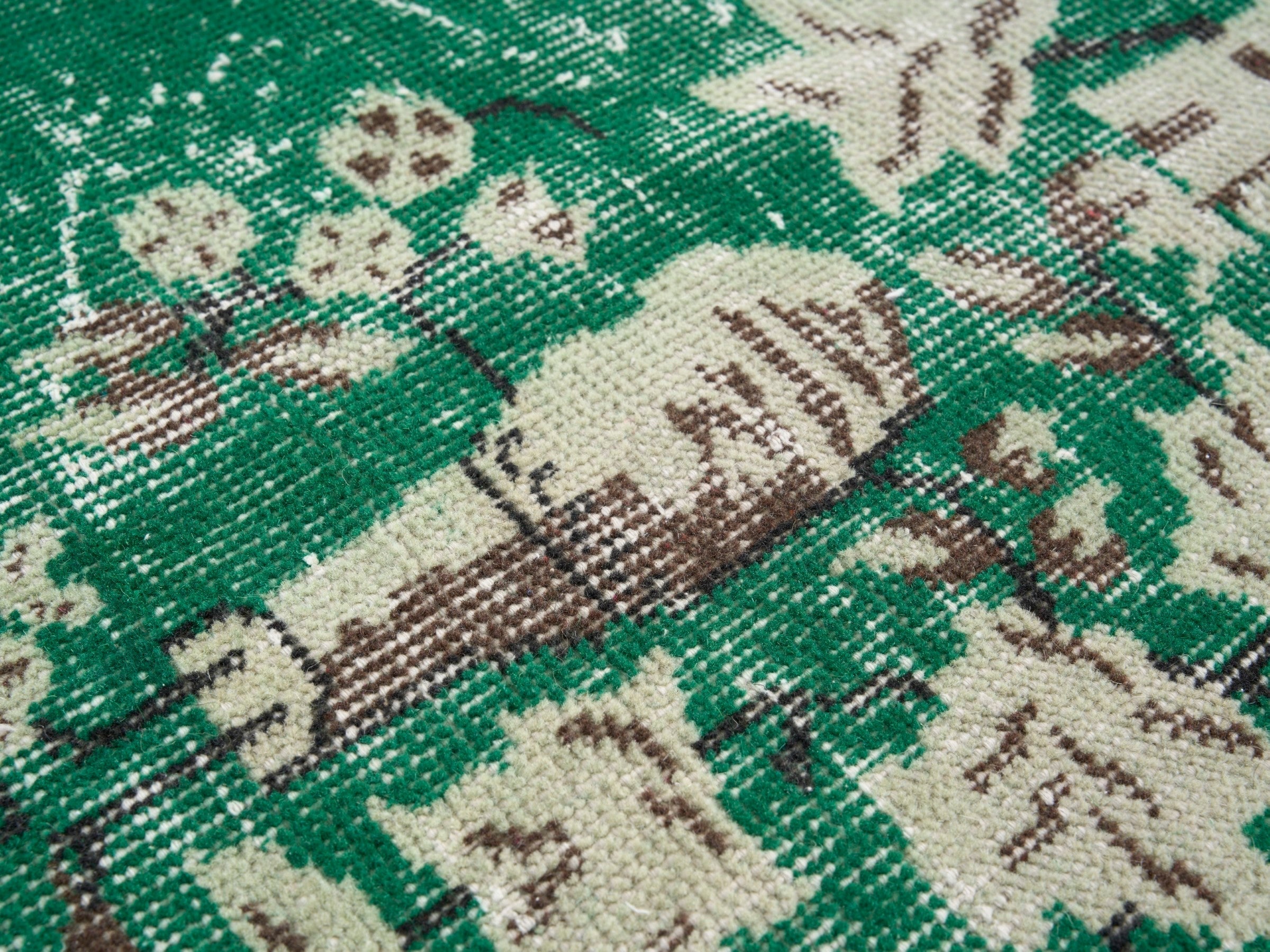 Turkish Isparta area rug in emerald and off-white, view 7 of 10