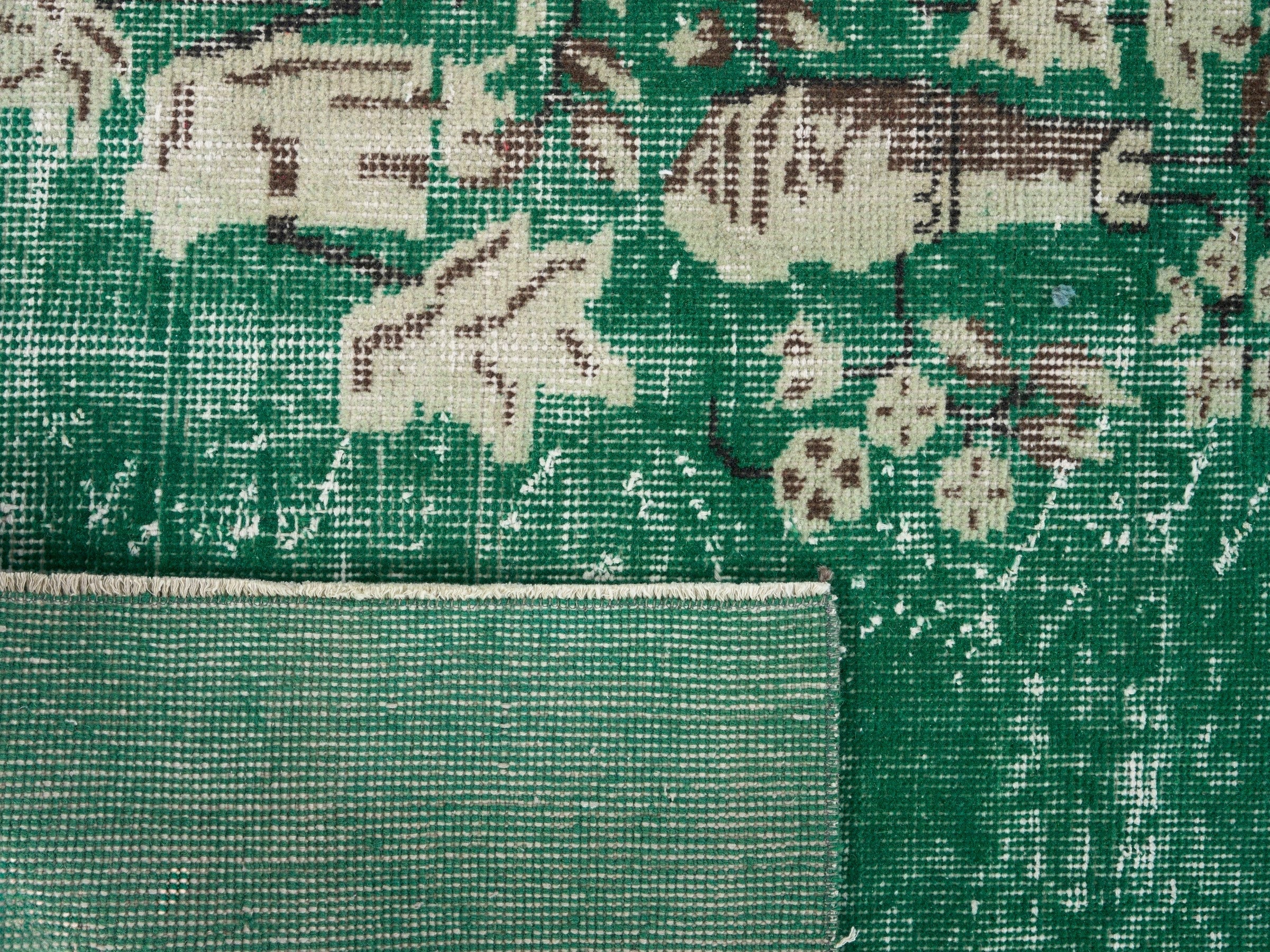 Turkish Isparta area rug in emerald and off-white, view 10 of 10