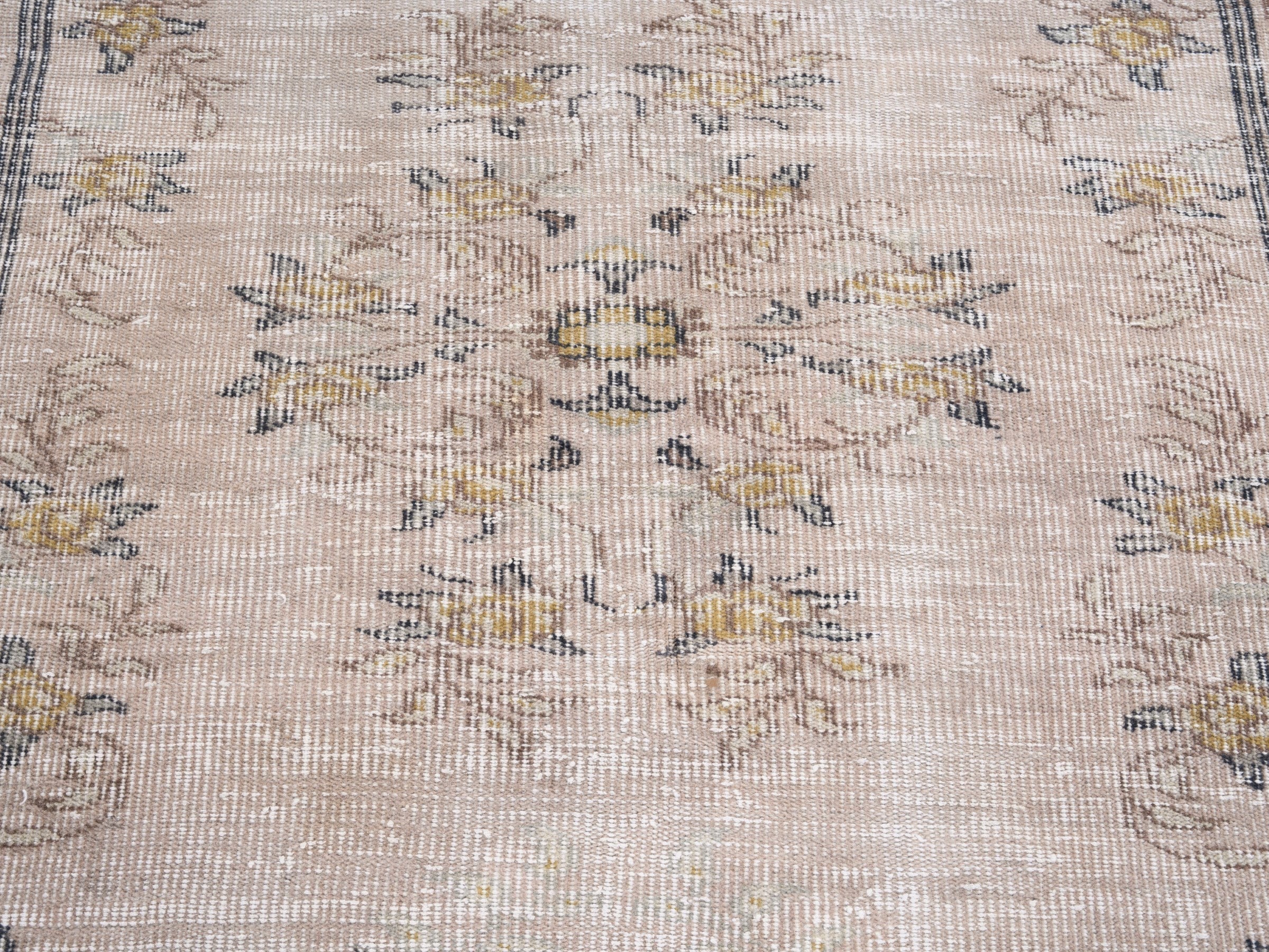 Turkish Isparta area rug in cream and straw, view 4 of 10