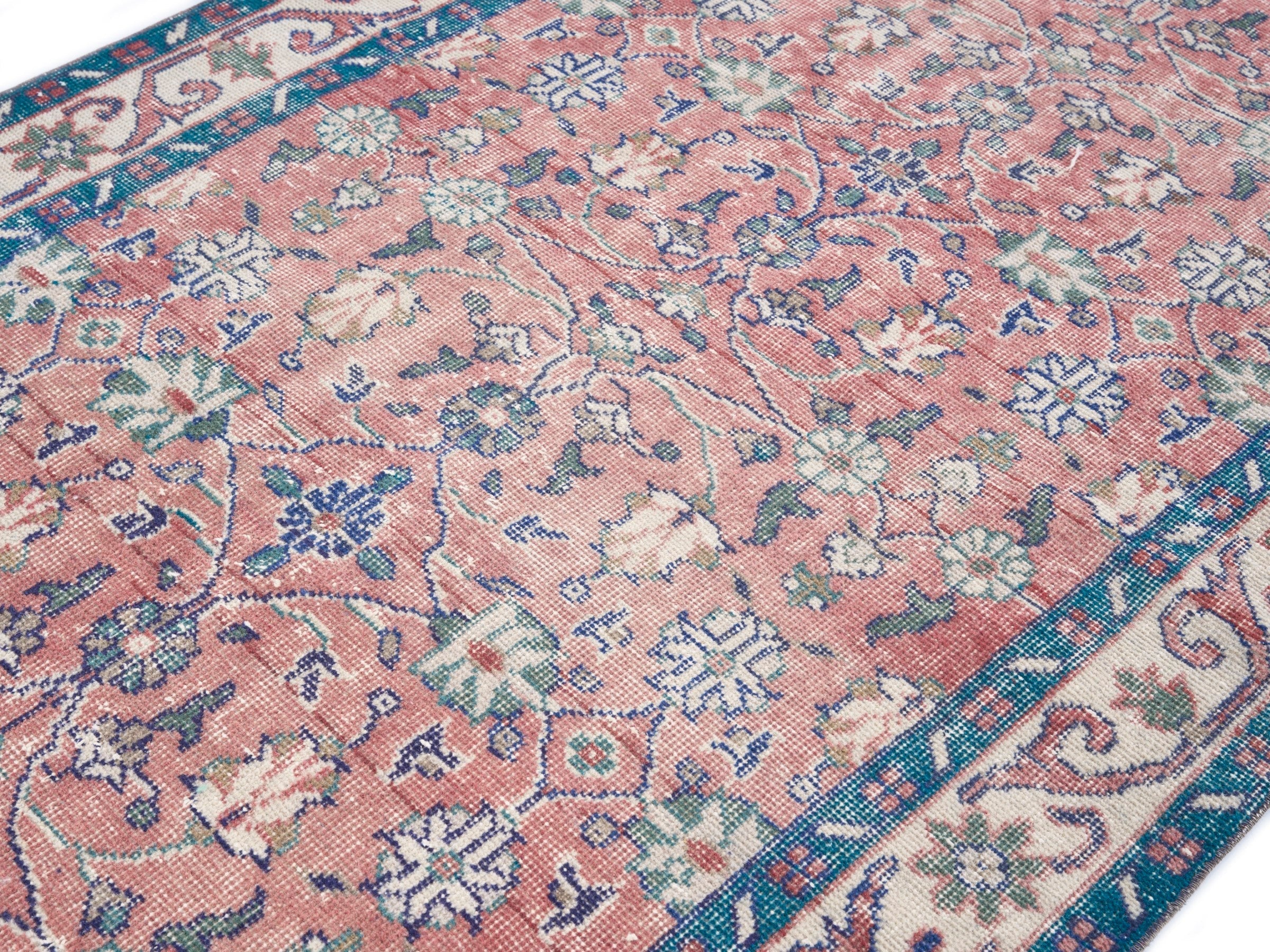 Turkish Isparta accent rug in rose and cream, view 5 of 10