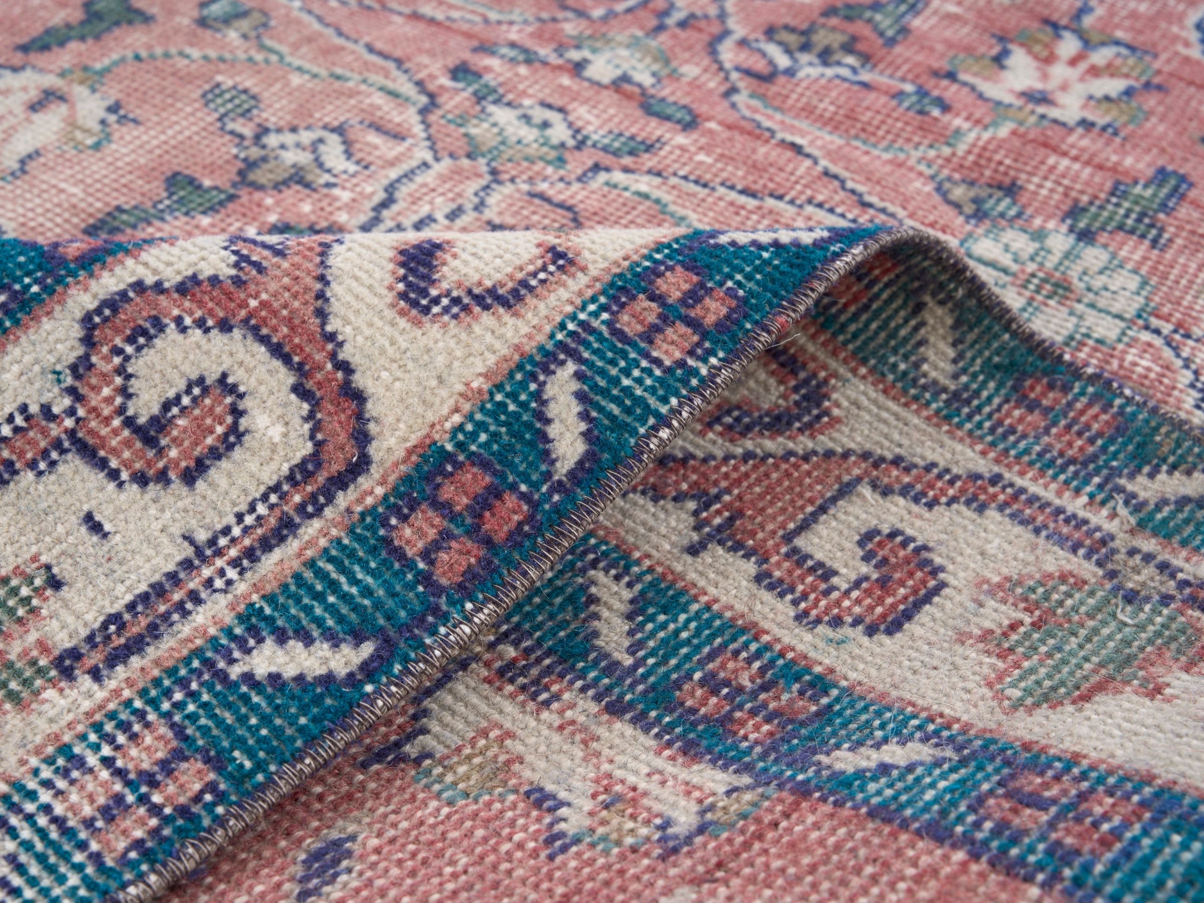 Turkish Isparta accent rug in rose and cream, view 9 of 10