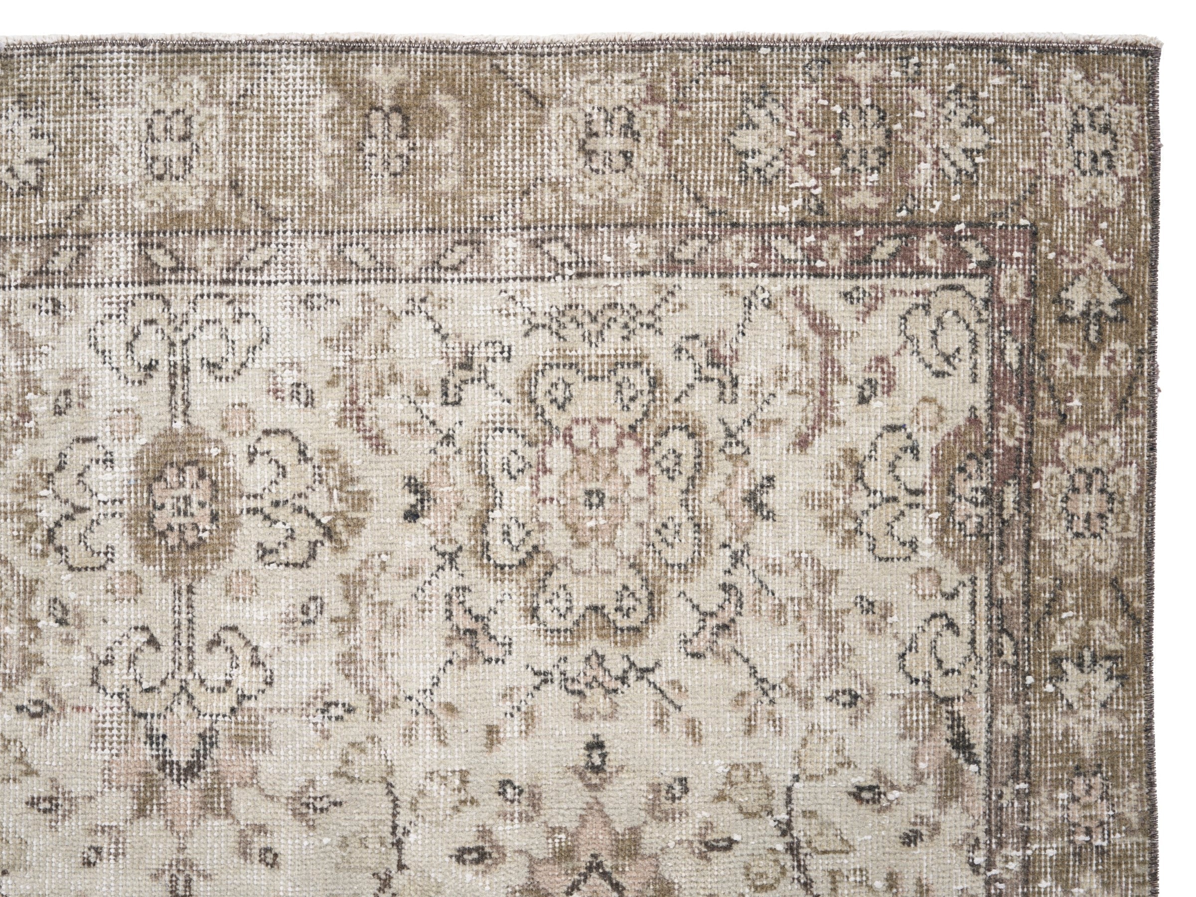 Turkish Isparta accent rug in ivory and greige, view 8 of 10