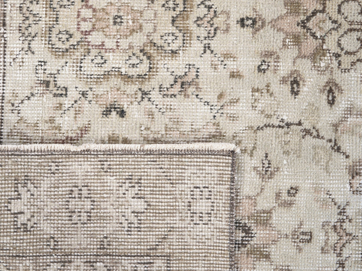 8357, Turkish Isparta Area Rug