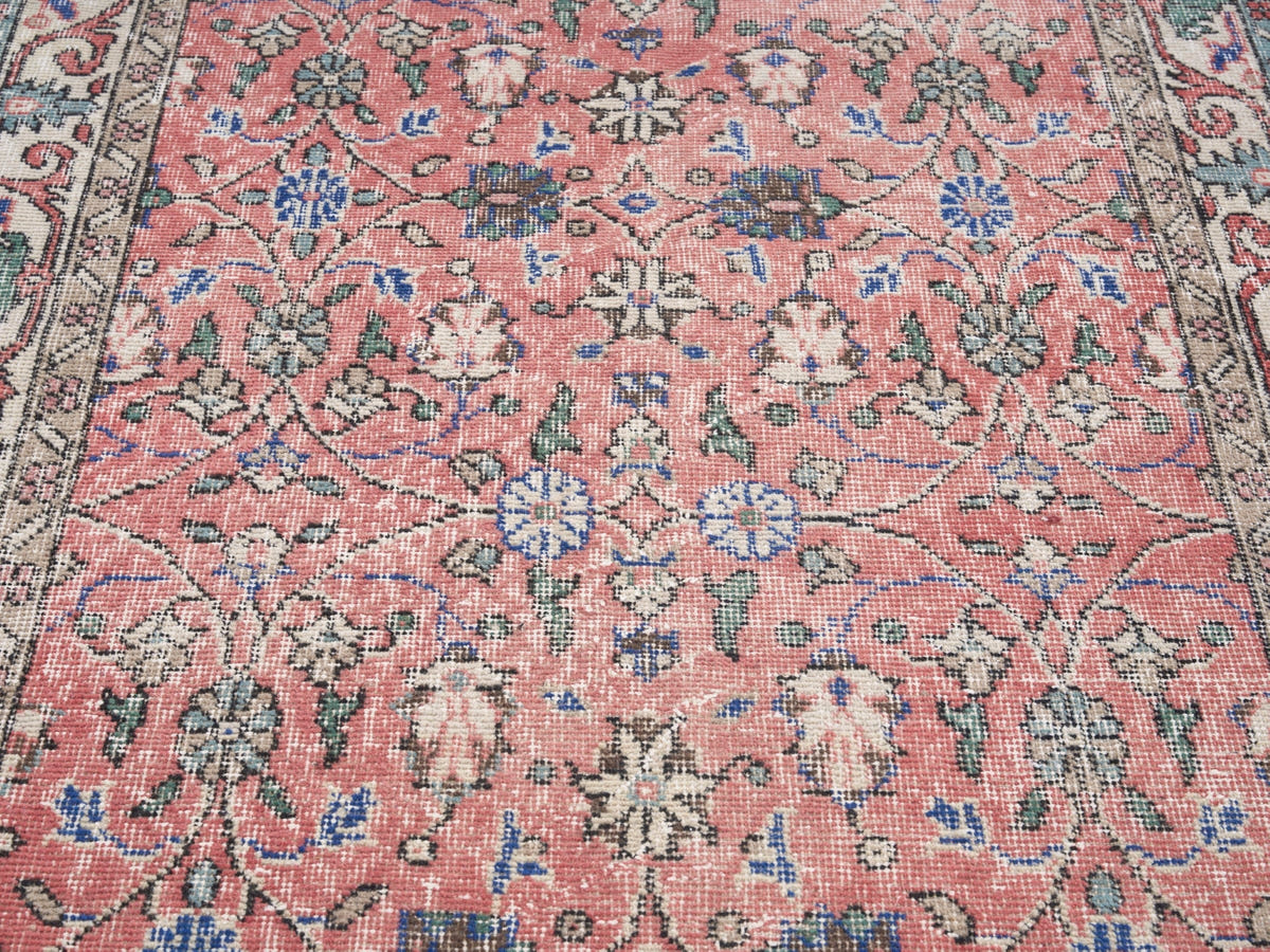 8341, Turkish Isparta Area Rug