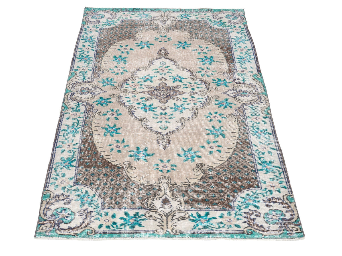 8334, Turkish Isparta Area Rug
