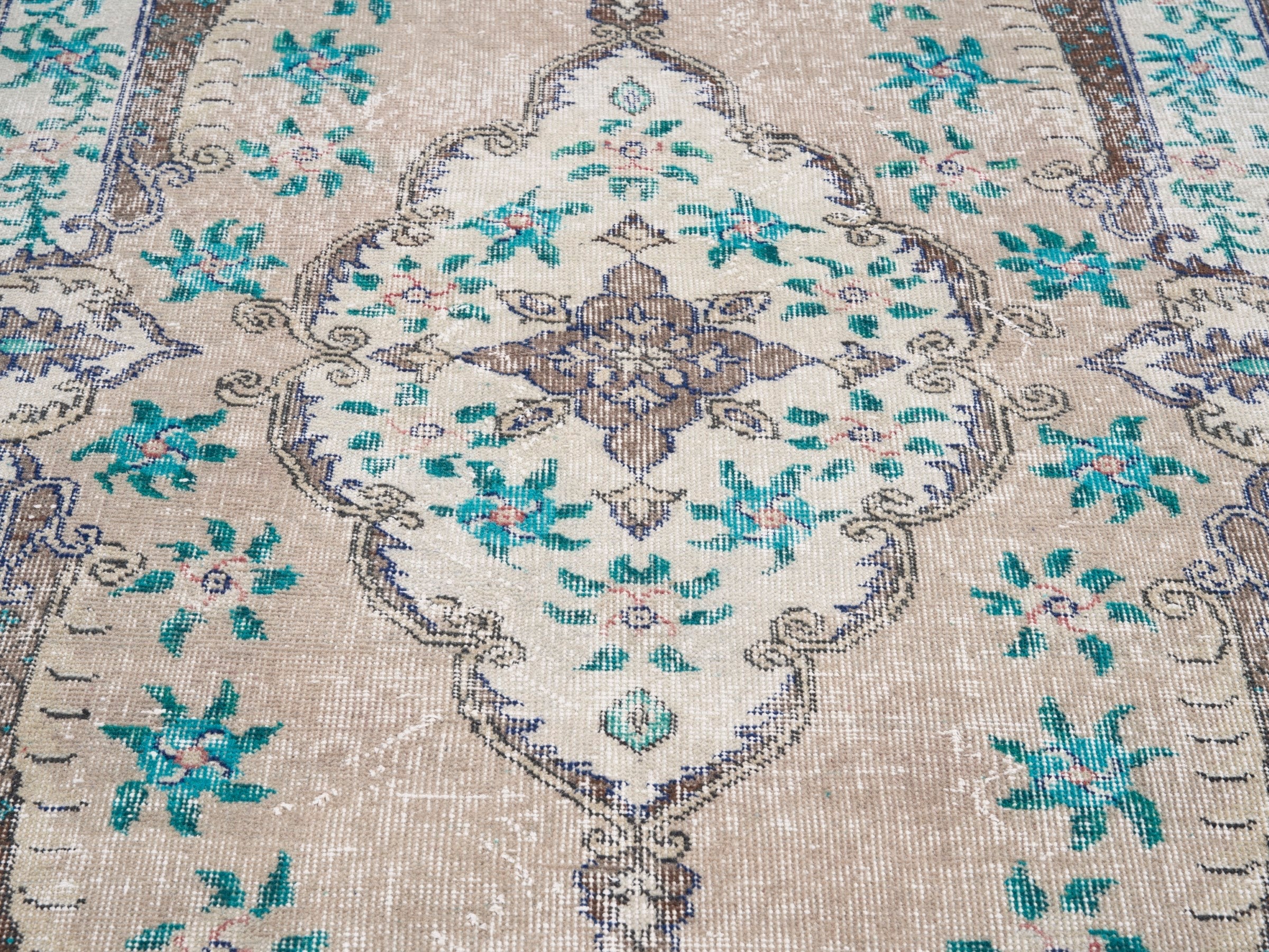 Turkish Isparta area rug in cream and turquoise, view 4 of 10