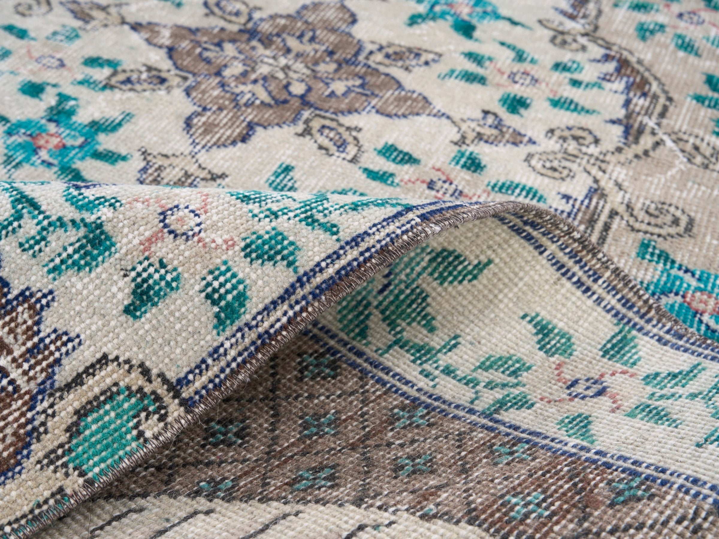 Turkish Isparta area rug in cream and turquoise, view 9 of 10