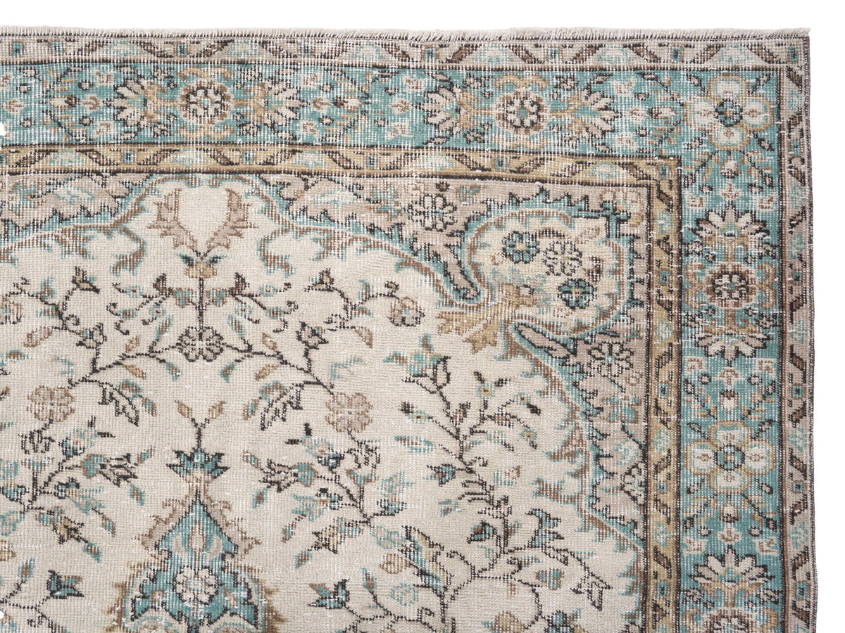 8635, Turkish Isparta Area Rug