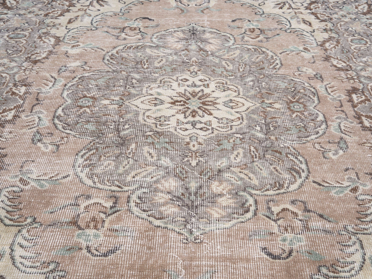 8626, Turkish Isparta Area Rug
