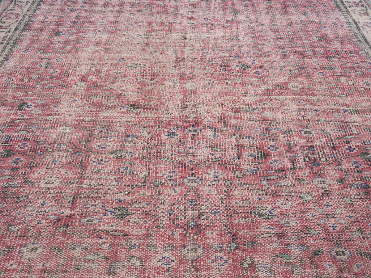 8610, Turkish Isparta Area Rug