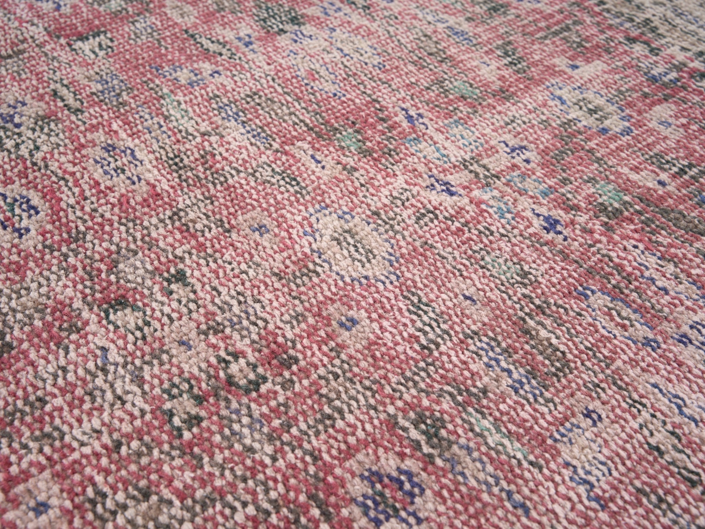 Turkish Isparta area rug in dusty rose and cream, view 7 of 10