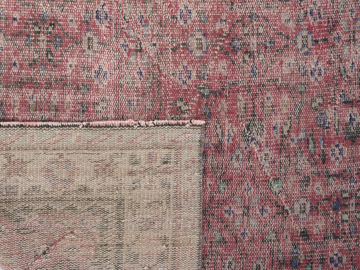 8610, Turkish Isparta Area Rug