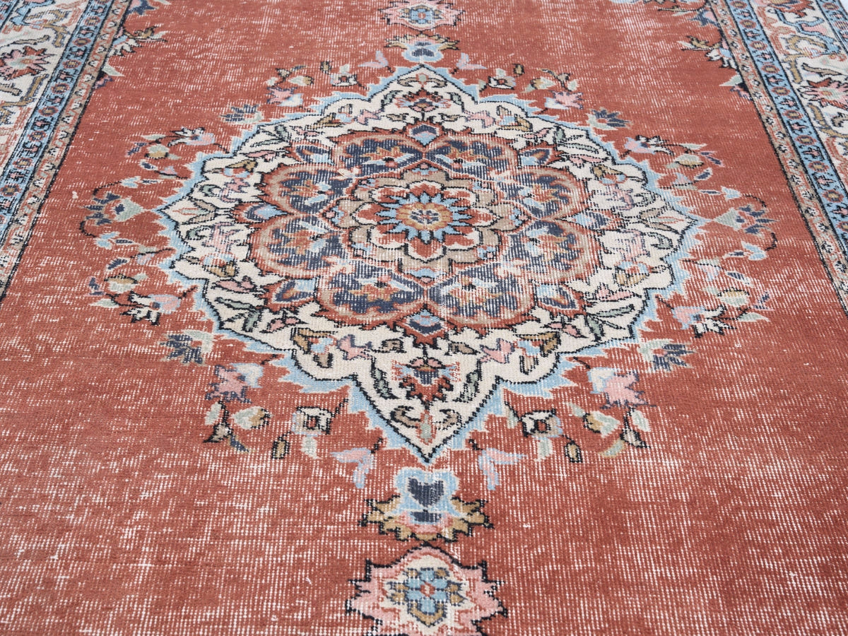 8594, Turkish Isparta Area Rug